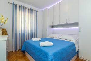 Apartments Jakov