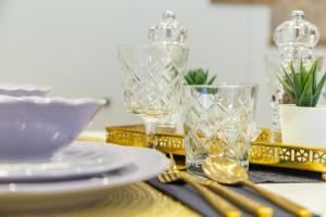 Old Town House with Floor Heating & Lush Private Garden