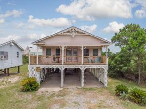 Three-Bedroom House room in Southern Comfort Home