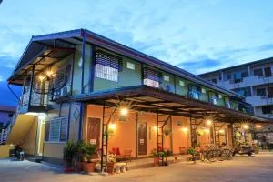 Siri Guesthouse - Ban Han Tra Fang Nua