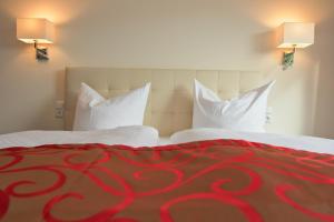 Deluxe Double Room with Balcony room in Hotel am Kurpark
