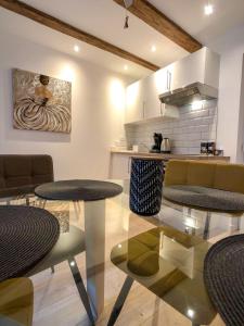 Appartements Beauty & The Beast - Old Town Cosy Apartments : photos des chambres