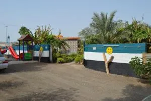 Happiness Farm - Sinādil