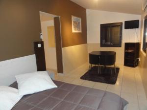 Hotels Hotel L'Hacienda : Chambre Quadruple