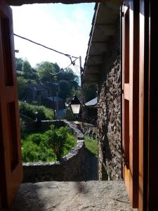 Three-Bedroom House room in Ca l'Andreu