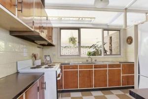 Relax at Tranquil Rye short walk to beach & shops