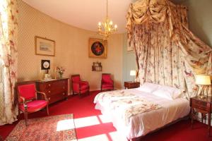 B&B / Chambres d'hotes Domaine de Bort : Suite 3 Chambres