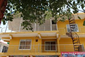 Zhim Zhim Guest House