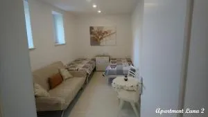 Apartment Luna - Črni Kal