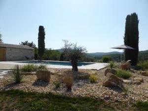 Maisons de vacances Gites du Mas des trois citernes : photos des chambres