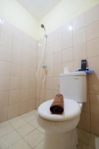 Studio Room @ Tifolia Apartment near Kelapa Gading By Travelio