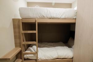 Comfortable and Modern 2BR Menteng Park Apartment By Travelio