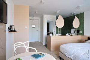 Hotels Les Jardins du Lac : photos des chambres