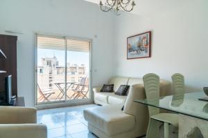 Top Floor Apartment Santa Barbara