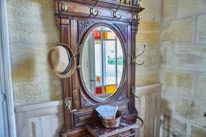 Luxurious Wine Estate Saint-Emilion Grand Cru with private swimming pool