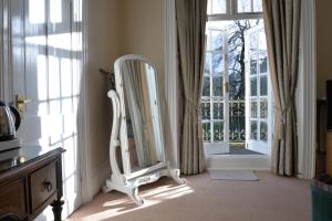 Executive Double Room room in Chiseldon House Hotel