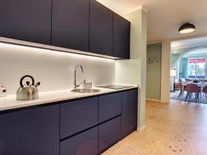 Nestor&Jeeves - LAGOON PROMENADE - Central - Sea front