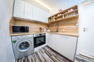 Sofia Colour Life Apartment -No Window Apartment