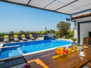 Villa A-R-T- by Interhome