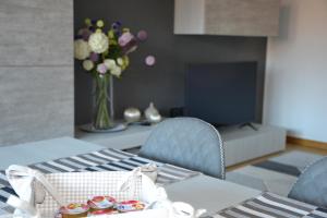 Apt. Acacia - Zona Ospedale SantOrsola e Fiera