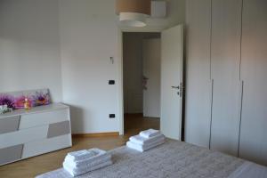 Apt. Acacia - Zona Ospedale SantOrsola e Fiera