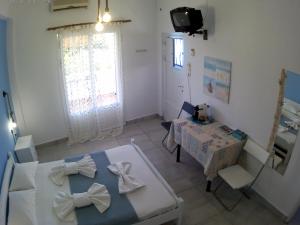 Apanemia Rooms Syros Greece