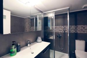 Freshly Refurbished flat, in Central Koukaki