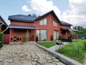 Cottage "Pyate Koleso" - 拉泽希纳