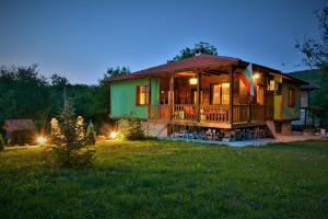 Коттедж Къща край реката/ House by the river Vetrintsi Болгария