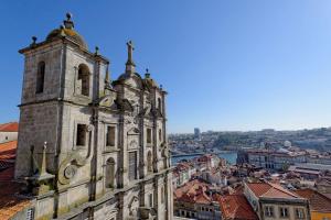 One-Bedroom Apartment room in LovelyStay - Genuine Bonfim Balcony Flat