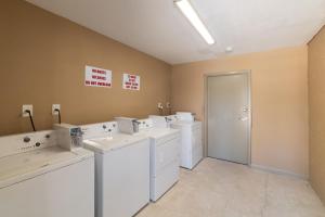 Budget Inn & Suites Baton Rouge