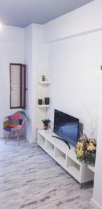 Anastasis garden room