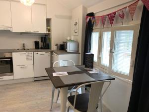 Green Door Apartments