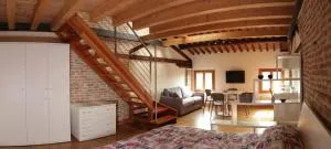 Loft Mirano Due (Alloggi alla Campana) - Marano