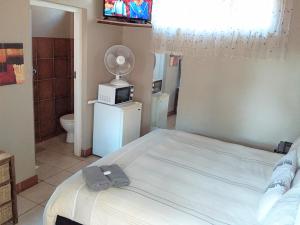 The Tweni Waterfront Guest Lodge