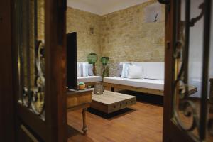 Serenity Boutique House