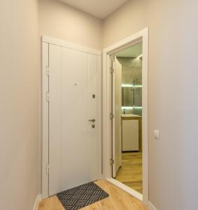 18 Sofievskaya Apartments