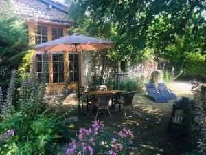 Sous le Tilleul - Chalais