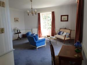 B&B / Chambres d'hotes Chateau des Bretonnieres sur vie - Maison d'hotes : photos des chambres