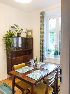 60s Apartment