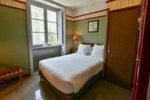 Hotels Hotel De Gramont : photos des chambres