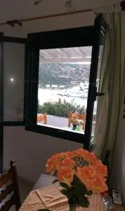 Nikolettas Apartments - Chrisopigi