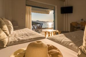 Beach Suite Syrma Milos Greece