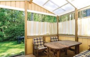 Gorgeous Home In Fristad With Wifi