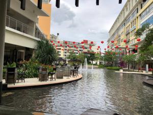 SetiaWalk {BIG GROUP} 2CARPARK 3ROOM WIFI 5min LRT