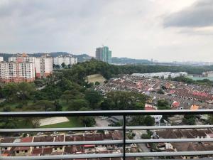 SetiaWalk {BIG GROUP} 2CARPARK 3ROOM WIFI 5min LRT