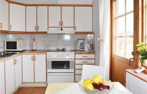 0-Bedroom Holiday Home In Borrby