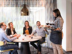 Hotels Hotel Novotel Valenciennes : photos des chambres