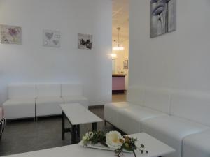 Hotels Hotel des Pays Bas : photos des chambres