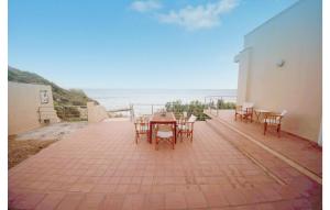 4 star chalet Four-Bedroom Holiday Home in Agios Amilianos Chios Monolia Grèce